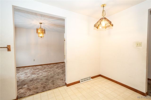 1788 Ruie Road, North Tonawanda, NY 14120