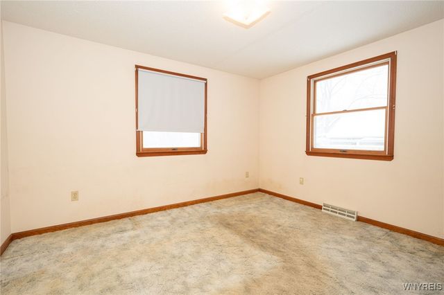 1788 Ruie Road, North Tonawanda, NY 14120