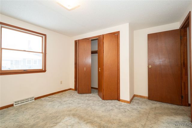 1788 Ruie Road, North Tonawanda, NY 14120