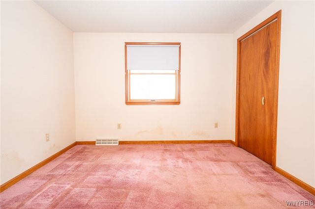 1788 Ruie Road, North Tonawanda, NY 14120