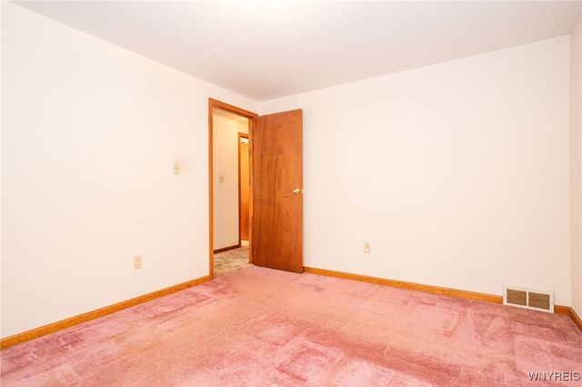 1788 Ruie Road, North Tonawanda, NY 14120