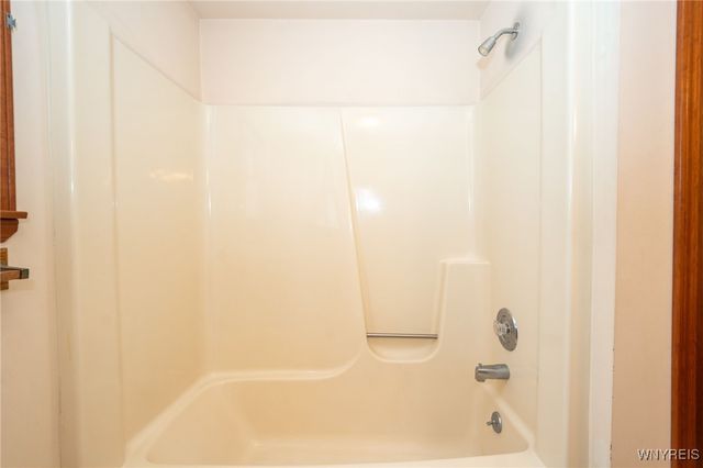 1788 Ruie Road, North Tonawanda, NY 14120