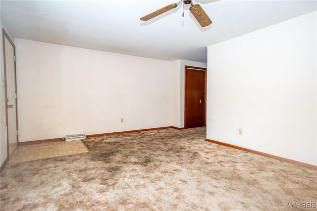 1788 Ruie Road, North Tonawanda, NY 14120