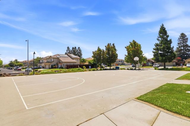 9531 Rodeo Drive, Gilroy, CA 95020