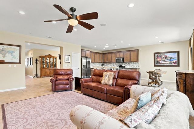 9531 Rodeo Drive, Gilroy, CA 95020