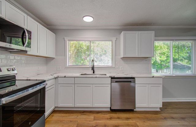 16527 Quail Dale Drive, Houston, TX 77489