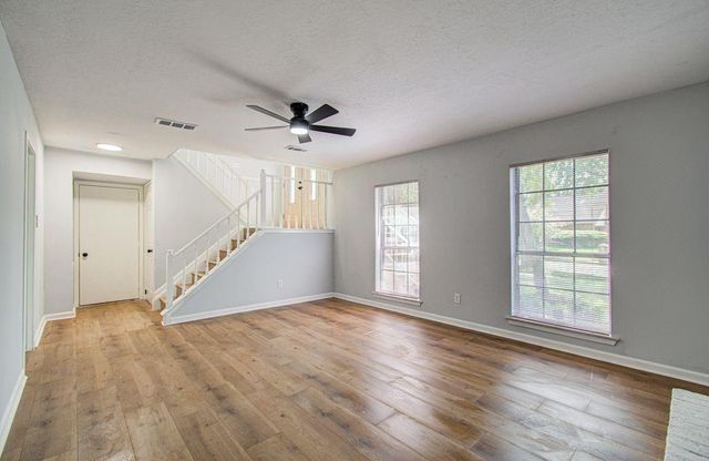 16527 Quail Dale Drive, Houston, TX 77489