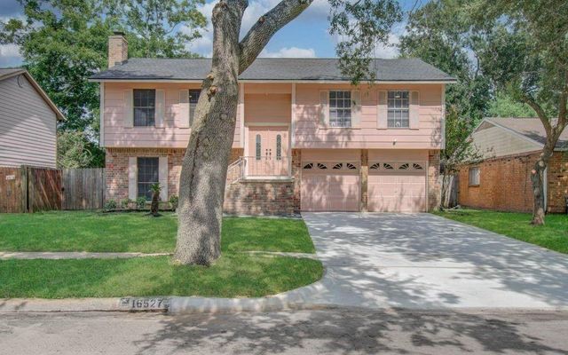 16527 Quail Dale Drive, Houston, TX 77489