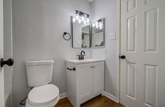 16527 Quail Dale Drive, Houston, TX 77489
