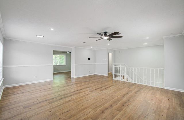 16527 Quail Dale Drive, Houston, TX 77489