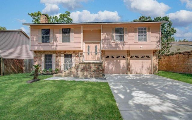 16527 Quail Dale Drive, Houston, TX 77489