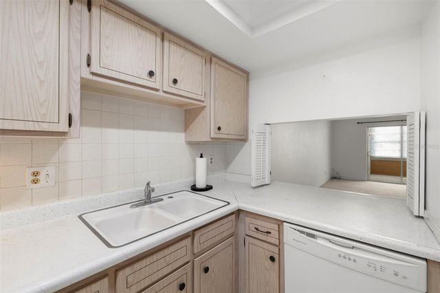 400 GLENNES LANE 206, Dunedin, FL 34698