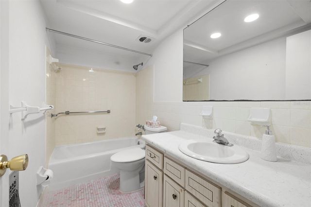 400 GLENNES LANE 206, Dunedin, FL 34698