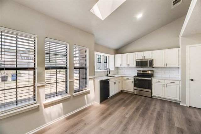 3305 Fairview Drive, Corinth, TX 76210