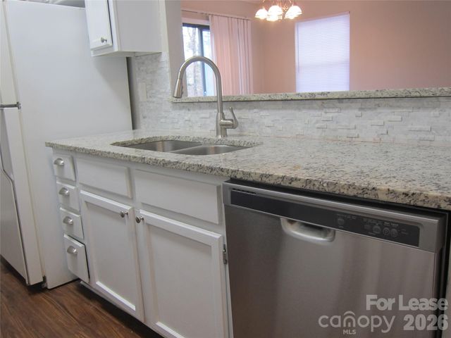 5008 Aberdun Court, Charlotte, NC 28215