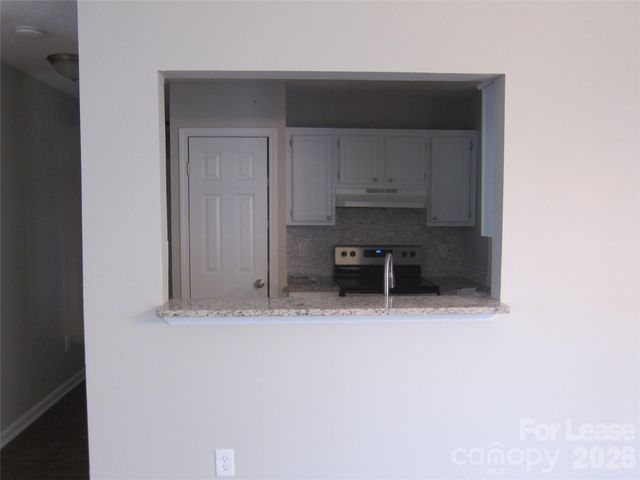 5008 Aberdun Court, Charlotte, NC 28215