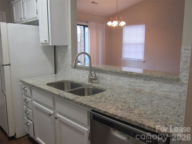 5008 Aberdun Court, Charlotte, NC 28215