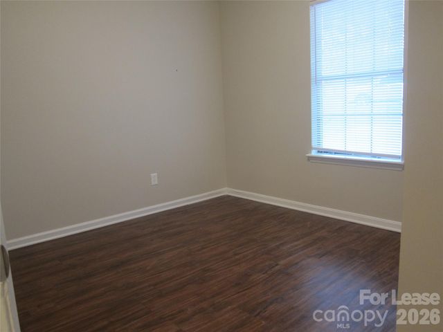 5008 Aberdun Court, Charlotte, NC 28215