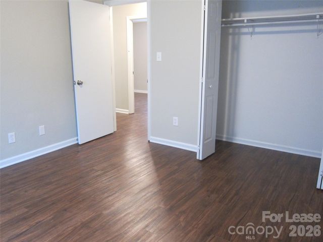 5008 Aberdun Court, Charlotte, NC 28215