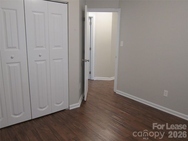 5008 Aberdun Court, Charlotte, NC 28215