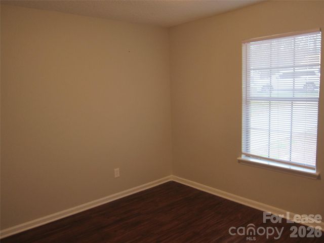 5008 Aberdun Court, Charlotte, NC 28215