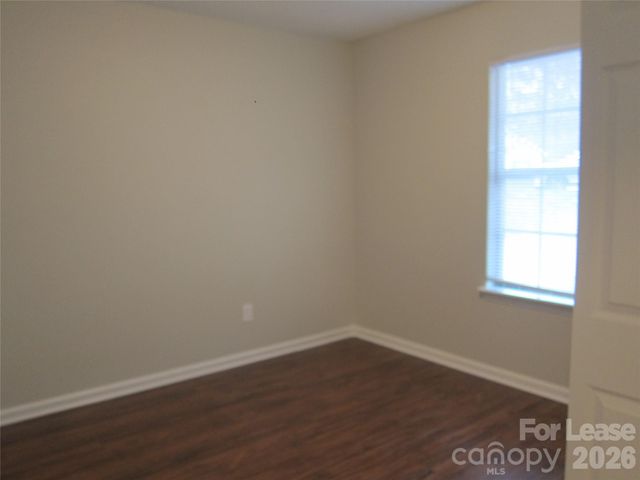 5008 Aberdun Court, Charlotte, NC 28215