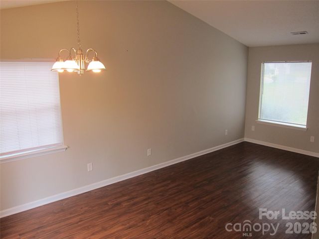 5008 Aberdun Court, Charlotte, NC 28215