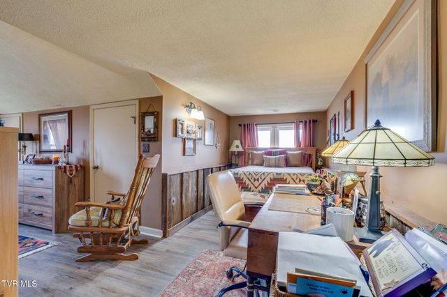 1138 East Main Street, Jonesborough, TN 37659