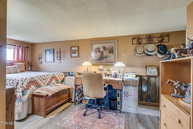 1138 East Main Street, Jonesborough, TN 37659