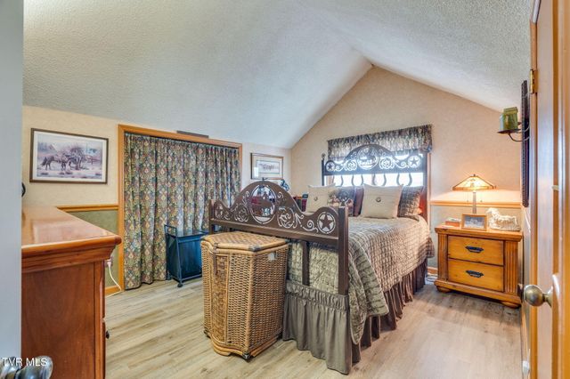 1138 East Main Street, Jonesborough, TN 37659