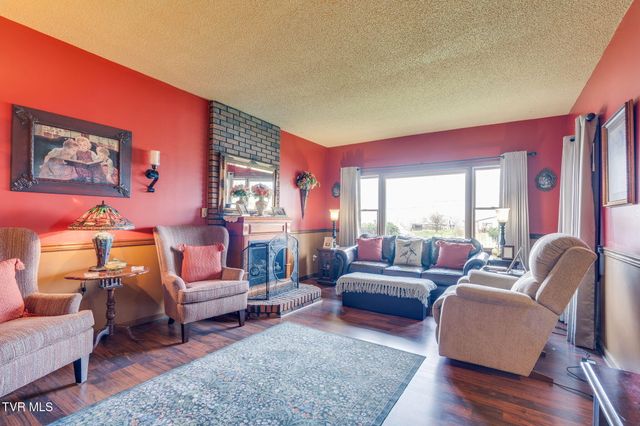 1138 East Main Street, Jonesborough, TN 37659