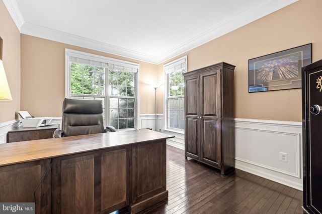 5696 LIBERTY MANOR CIR, Woodbridge, VA 22193