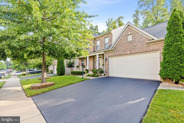 5696 LIBERTY MANOR CIR, Woodbridge, VA 22193