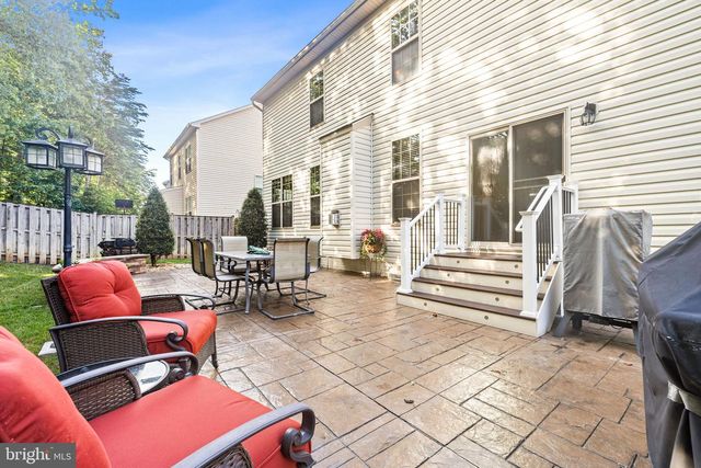 5696 LIBERTY MANOR CIR, Woodbridge, VA 22193