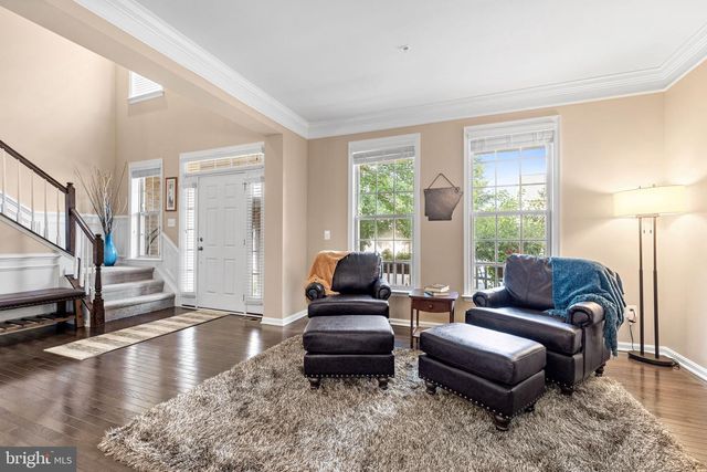 5696 LIBERTY MANOR CIR, Woodbridge, VA 22193