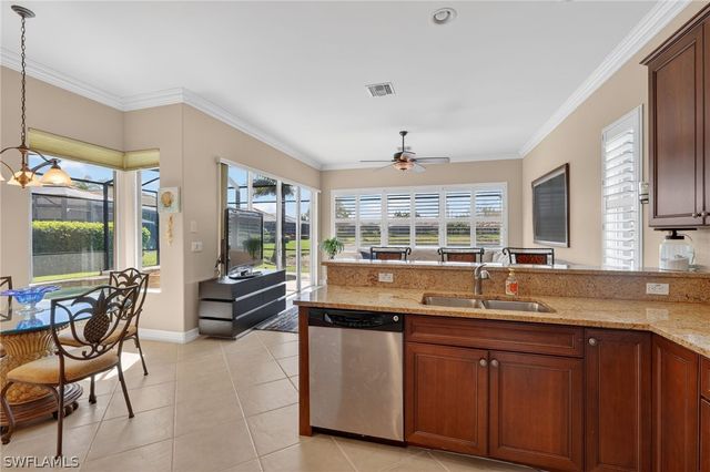 6184 Bunker PL, Naples, FL 34113