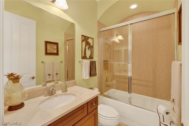 6184 Bunker PL, Naples, FL 34113