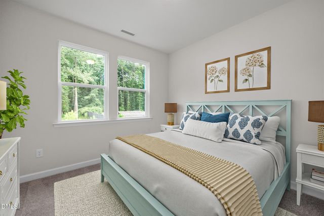 804 Dragonfly Pond Way, Wake Forest, NC 27587