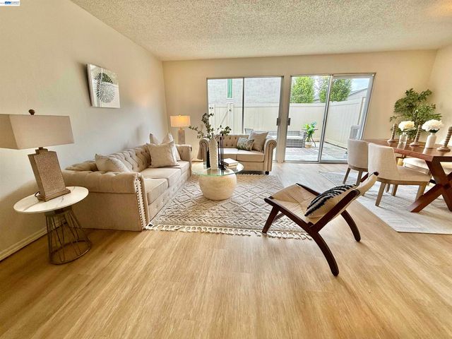 755 Pine St, Livermore, CA 94551