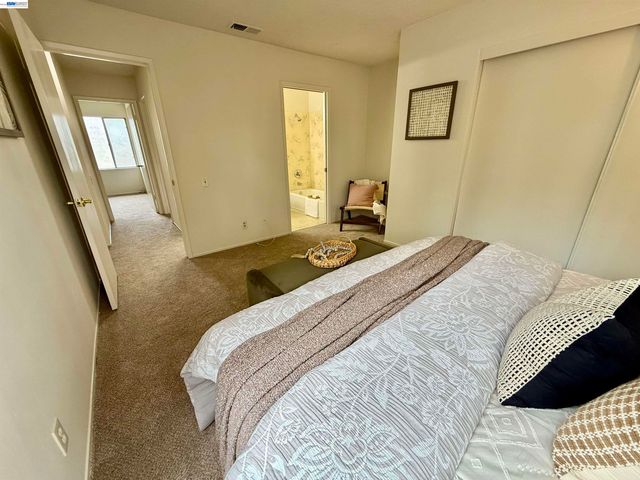 755 Pine St, Livermore, CA 94551