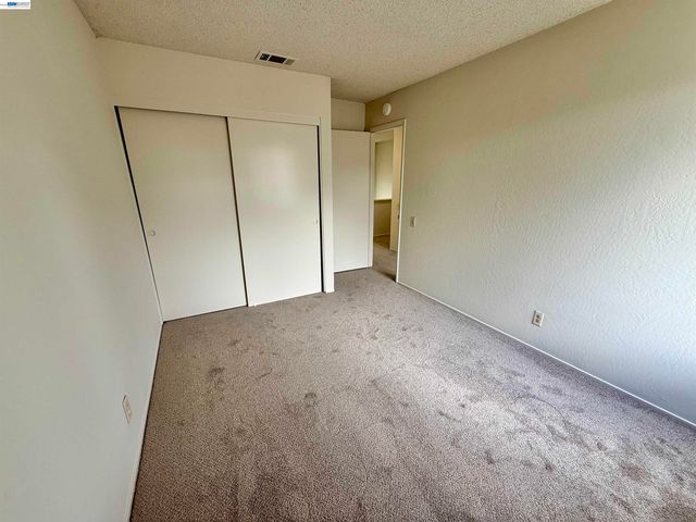 755 Pine St, Livermore, CA 94551