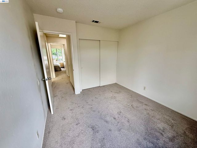 755 Pine St, Livermore, CA 94551