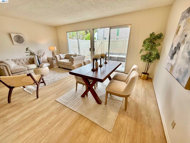 755 Pine St, Livermore, CA 94551