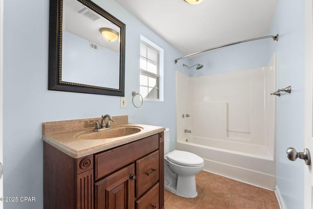 907 Kentucky Avenue, Lynn Haven, FL 32444