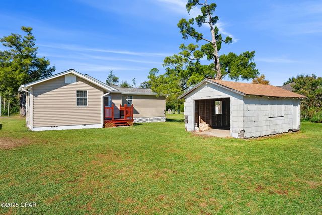 907 Kentucky Avenue, Lynn Haven, FL 32444