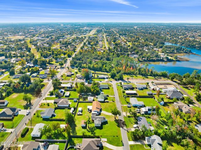 907 Kentucky Avenue, Lynn Haven, FL 32444