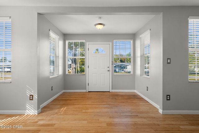 907 Kentucky Avenue, Lynn Haven, FL 32444