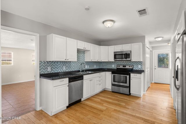 907 Kentucky Avenue, Lynn Haven, FL 32444