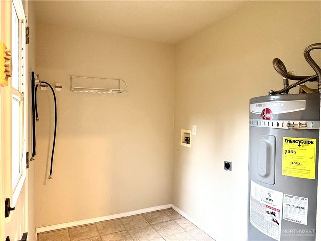 21 E Vashon Place, Shelton, WA 98584