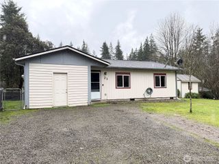 21 E Vashon Place, Shelton, WA 98584